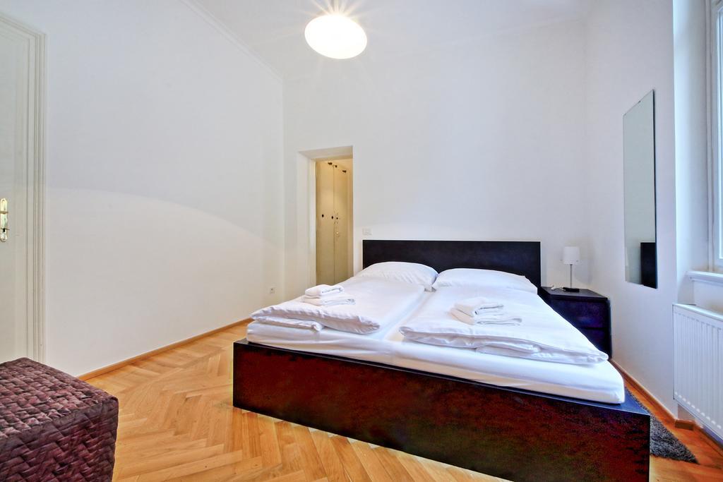 Butch Apartament *